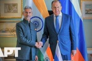 Lavrov víta indického ministra zahraničných vecí a zdôrazňuje vyvážený prístup v...