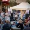 Mesto Topoľčany: O takúto zábavu sa včera pri fontáne postarali David band.