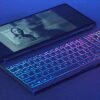Neuveriteľné! RGB klávesnica na dotykovom monitore – škoda tej batérie