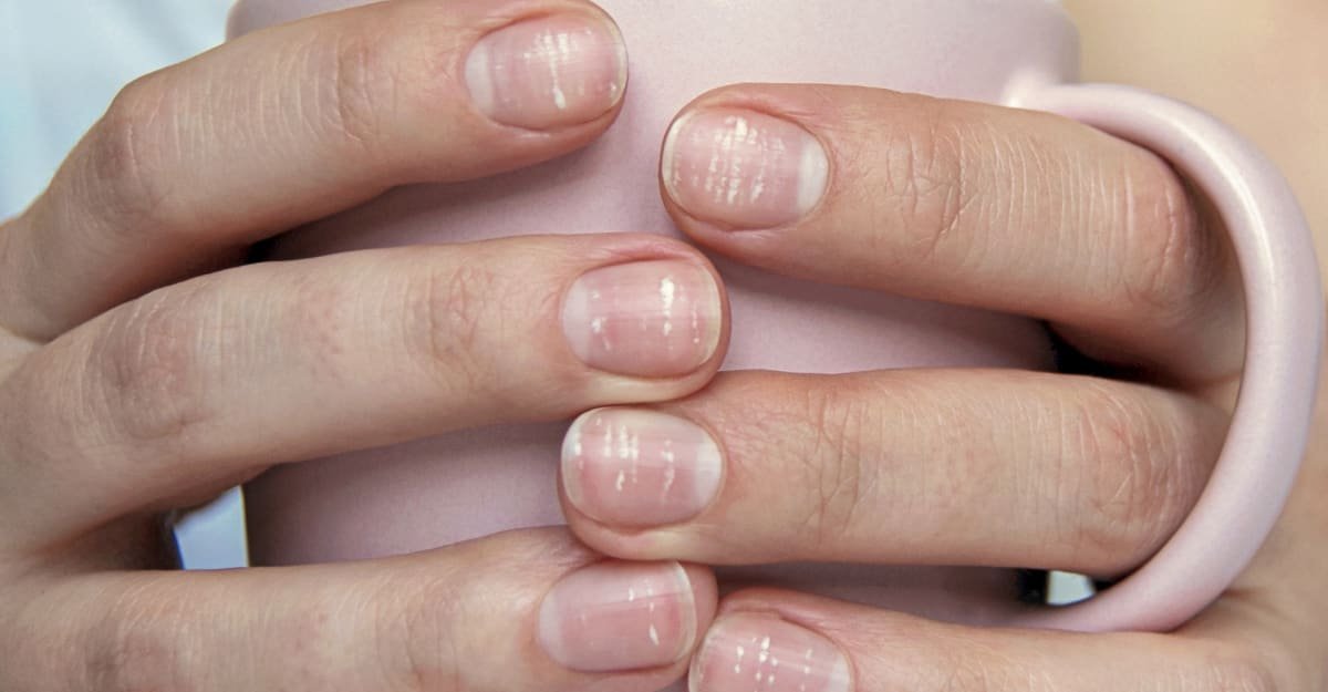 Rostou vlasy a nehty v létě rychleji? Pečlivý výzkum odhalil, zda je tahle „stará známá věc“ pravdivá