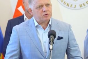 Robert Fico: NEDOVOLÍME PROGRESÍVCOM PRINIESŤ KONFLIKTNÝ VZOREC ZO SRBSKA NA SLO...