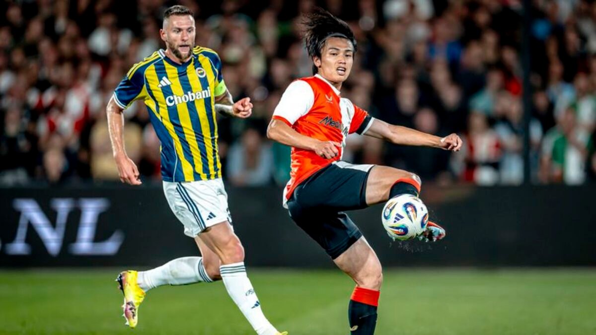 Škriniar s kapitánskou páskou vo Fenerbahce, Sauer úspešnejší v slovenskom súboji Ligy majstrov