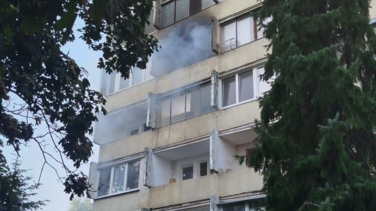 Snimka-obrazovky-2025-08-14-081918-e1755152571227.png V byte v bratislavskej Petržalke horelo.