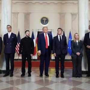 Trump a Zelenskyj v Bielom dome rokujú s európskymi lídrami.