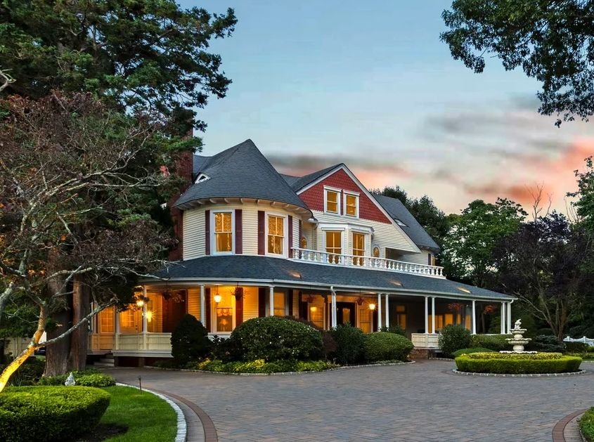 Tuhle vilu můžete znát z televize. Viktoriánské sídlo v zajetí duchařiny