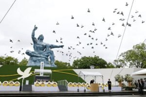 V Nagasaki si pripomínajú 80. výročie zhodenia jadrovej bomby.