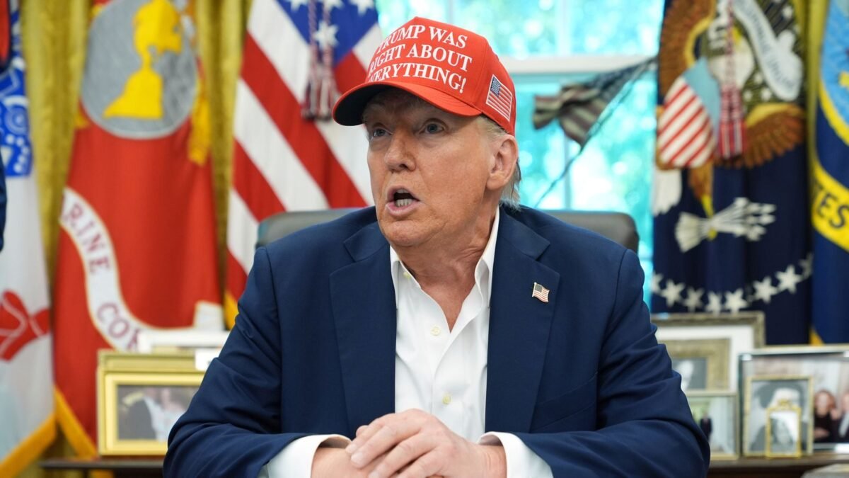 Illinois: Trump sa snaží „vyvolať krízu“ v Chicagu, tvrdí guvernér Illinois