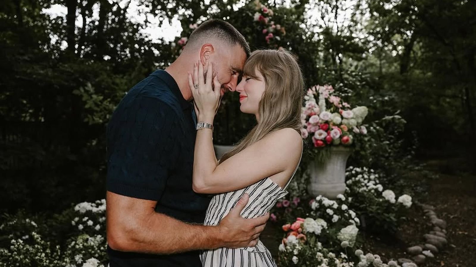 skynews-taylor-swift-travis-kelce_7001935.jpg