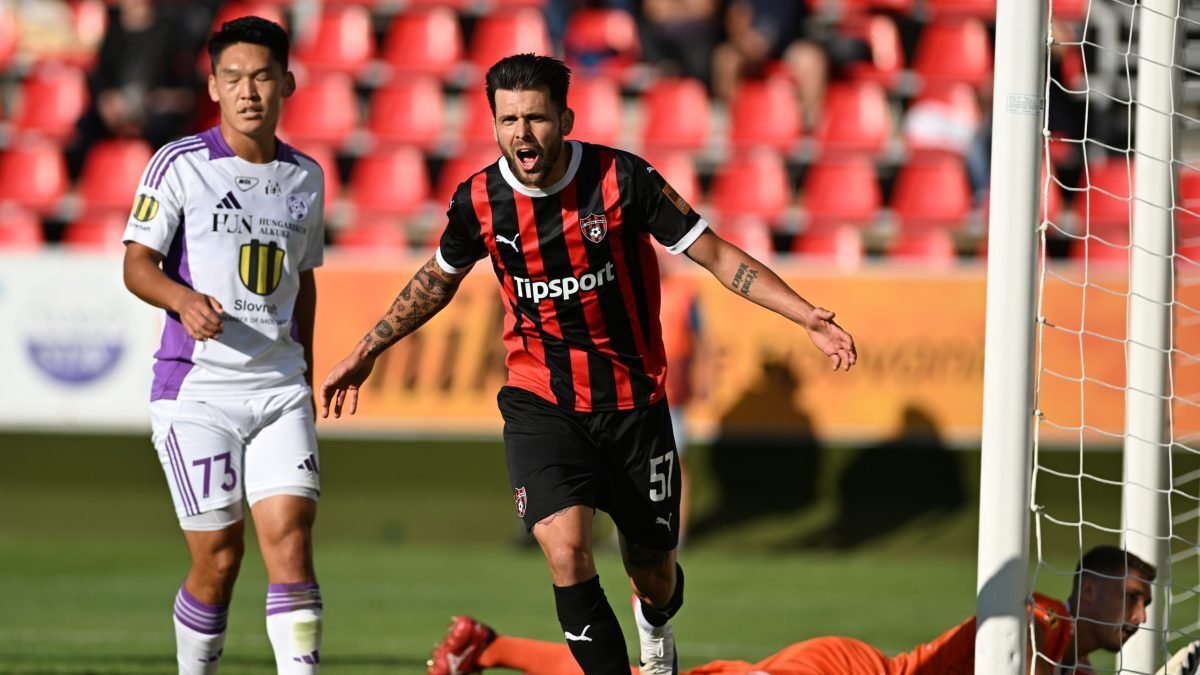 Trnava stále stopercentná, Slovan zaváhal v Michalovciach.