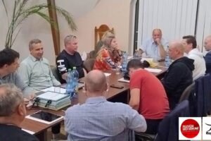 Obecné zastupiteľstvo v Drahovciach