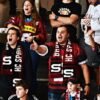 Atak na trénera Sparty pred očami Slovákov a vypredaného štadióna