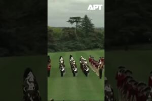 Červené šípy predviedli dychberúcu leteckú akrobaciu nad Windsorom počas štátnej...