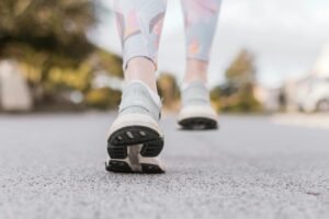 Chôdza na sploštenie brucha: Na jednu veľkú prechádzku zabudnite! Toto je počet ...