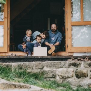 Dom podnikateľa od poloslepého stavbára prekvapí. Málem ho zničila exmajiteľka, ...