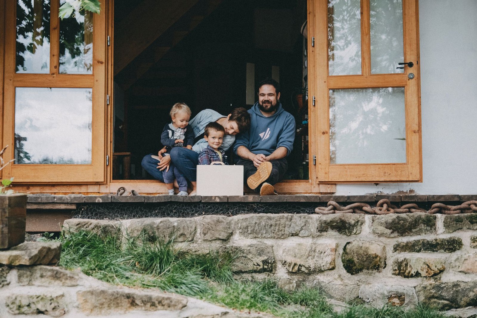Dům podnikatele od poloslepého stavaře překvapí. Málem ho zničila exmajitelka