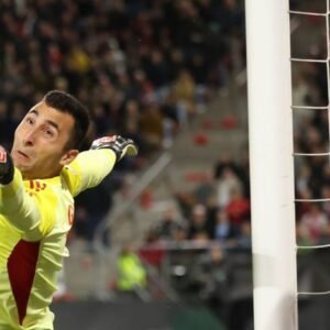 Greif v Lyone: Slovák nadväzuje na legendu