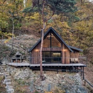 Kde prežiť jeseň ako z rozprávky? Chata s mólom ukazuje, že najcennejší je čas