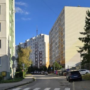 Mesto Považská Bystrica: MIMORIADNA ZMENA TRASY 2 – asfaltovanie cesty ul....