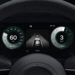 Apple CarPlay Ultra ADAS