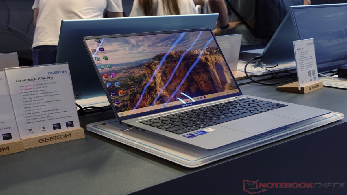 Obľúbený výrobca mini PC uviedol na trh super ľahký notebook s Intel Core Ultra a 5Mpx OLED displejom.