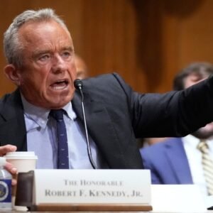 RFK Jr. tvrdí, že „pretras“ v CDC bol odôvodnený kvôli reakcii na CO...