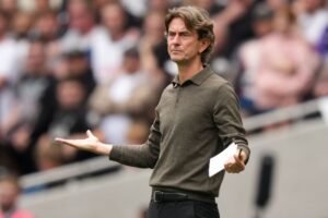 Ruka v šestnástke nie je penalta: Kontroverzia trénera Tottenhamu