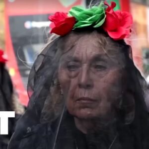 Sledujte: Pochod pro-palestínskych protestov v Liverpoole pred konferenciou Labo...