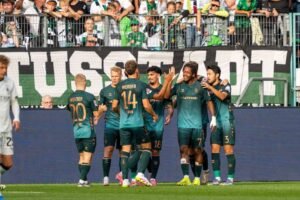 St. Pauli pokračuje v skvelom štarte, Borussia schytala debakel od Werderu