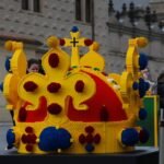 Světový unikát v Česku. Svatováclavská koruna z lego kostiček zdobí pražské Hradčany