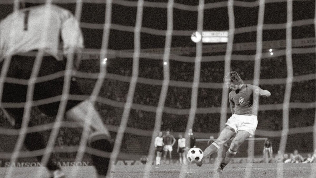 UEFA prisúdila titul Majstra Európy 1976 Slovákom