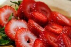 Zostavte si menu z jahôd alebo ovocie na sladko i na slano