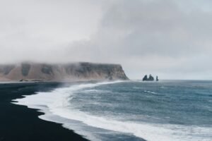 Britský vytrvalec oboplával okolo Islandu, zdolal 1 600 kilometrov