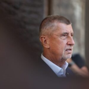 Voľby v Česku by vyhralo ANO, hoci mierne stratilo.