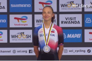 Chladoňová vybojovala na MS v individuálnej časovke do 23 rokov striebro.