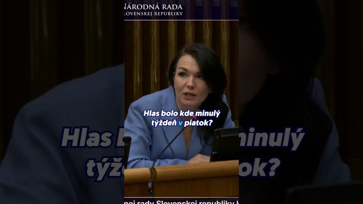 Hlas len ticho pritakáva Robertovi Ficovi | Beáta JURÍK