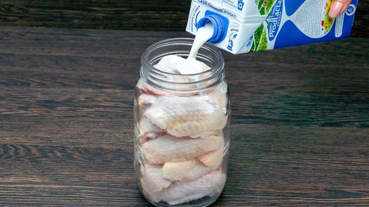 Naučil som všetkých kamarátov, ako vylepšiť kuracie krídelká z KFC!