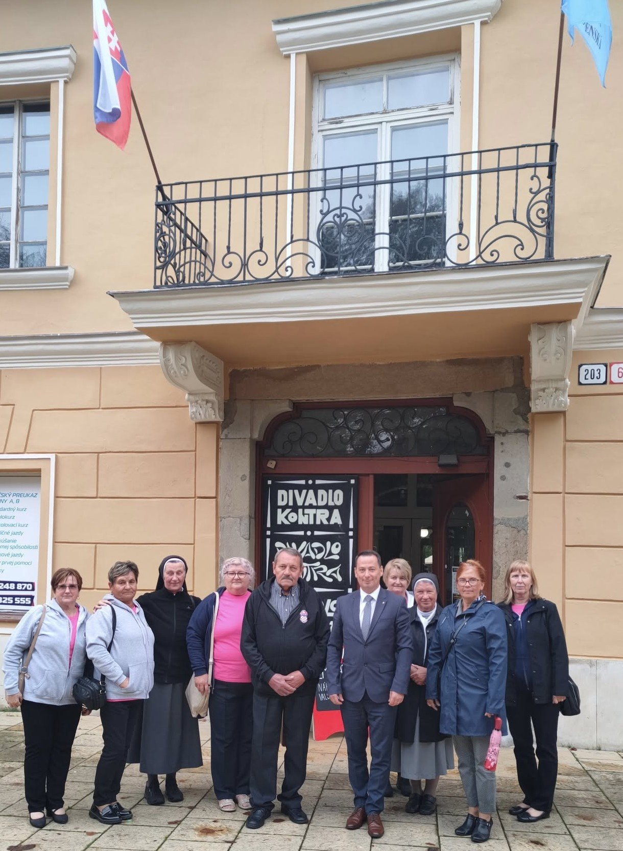 Matica slovenská: V roku, ktorý Matica slovenská vyhlásila za Rok zahraničných Slovákov, vznikla nová a významná forma spolupráce medzi Domom Matice slovenskej v Spišskej Novej Vsi a Miestnym odborom Matice slovenskej