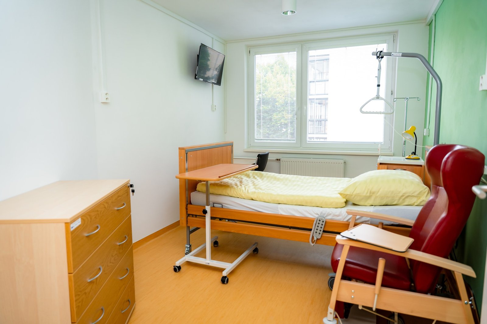 Mesto Košice: V KOŠICIACH VZNIKOL ZA VYŠE 1,1 MILIÓNA EUR PRVÝ MESTSKÝ HOSPIC NA SLOVENSKU