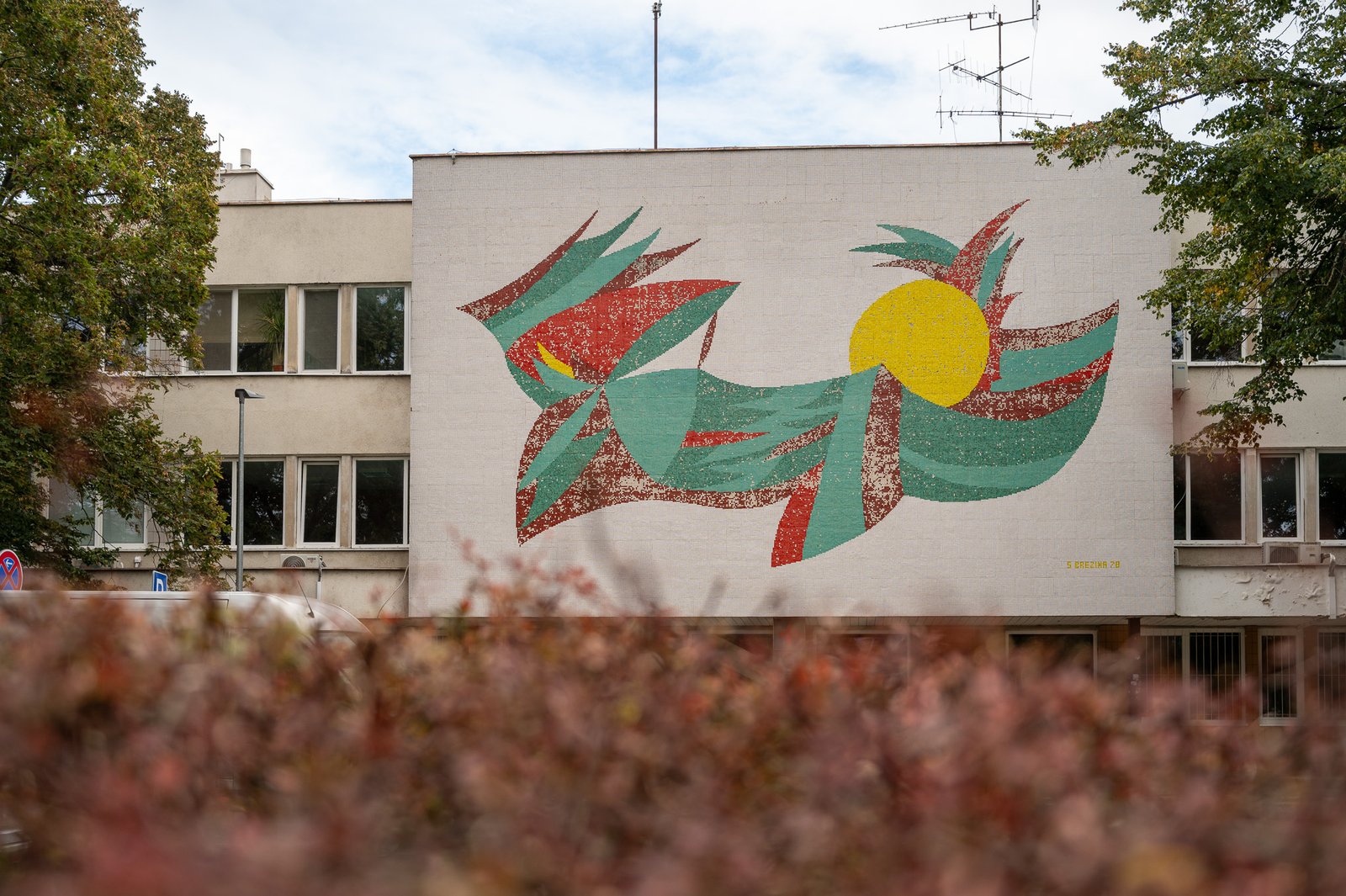 Mesto Senec: SPOLOČNÝ ALBUM REKONŠTRUKCIE A PRÍSTAVBY POLIKLINIKY SENEC
