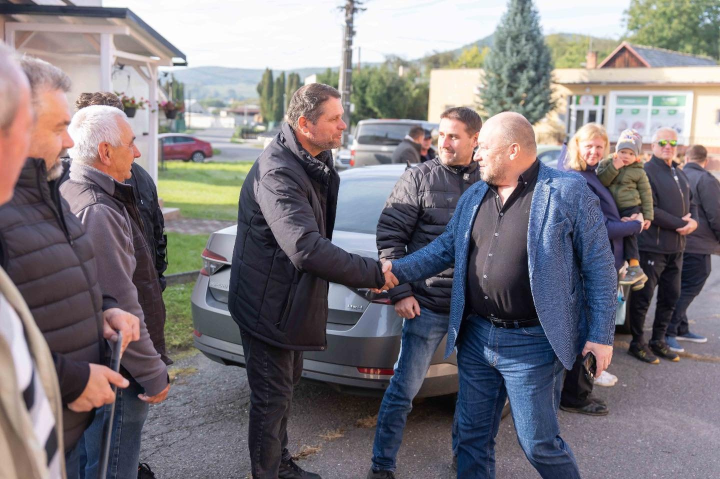 SLÁVNOSTNE SME OTVORILI MULTIFUNKČNÉ IHRISKO V OBCI DUBOVÉ!