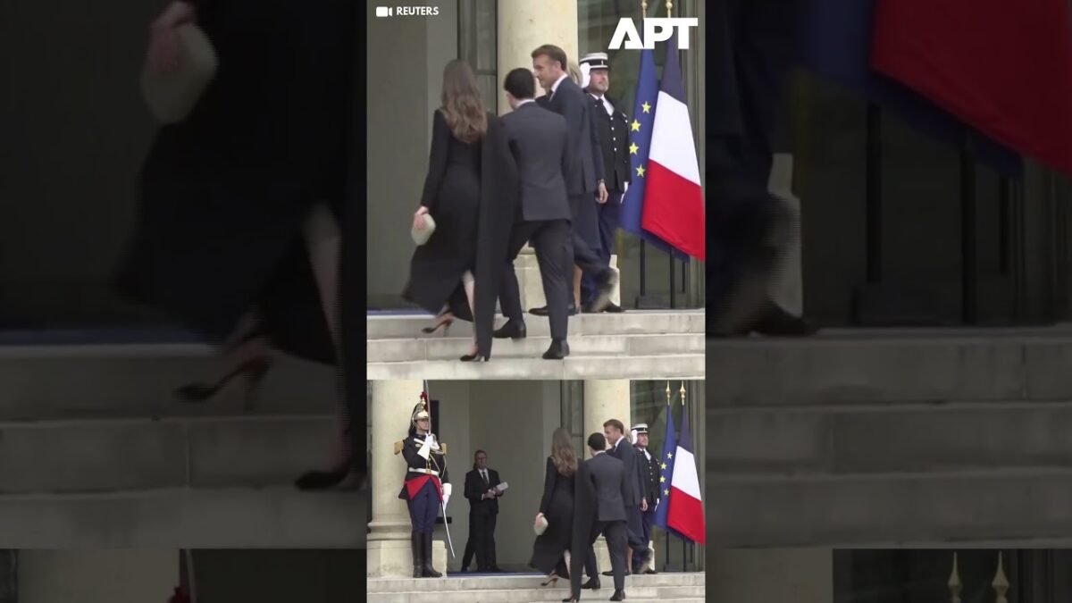 Macron sa v Paríži stretol s jordánskym korunným princom Husajnom.