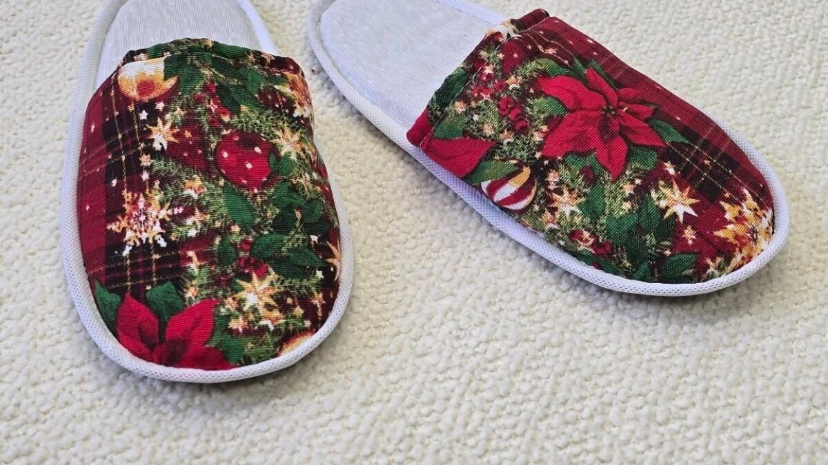 Martin Andraško: Vianočný projekt splnený. Tieto ručne robené papuče v limitovanej edícii už čakajú na nových majiteľov!