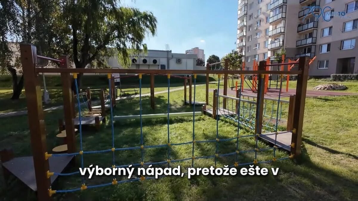 Mesto Topoľčany: NOVÉ DETSKÉ IHRISKO na Tribečskej ulici JE SUPER!