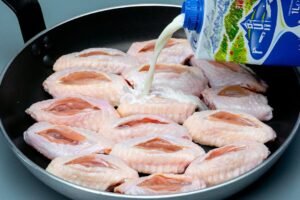 Naučil som všetkých svojich priateľov, ako vylepšiť kuracie krídelká z KFC!