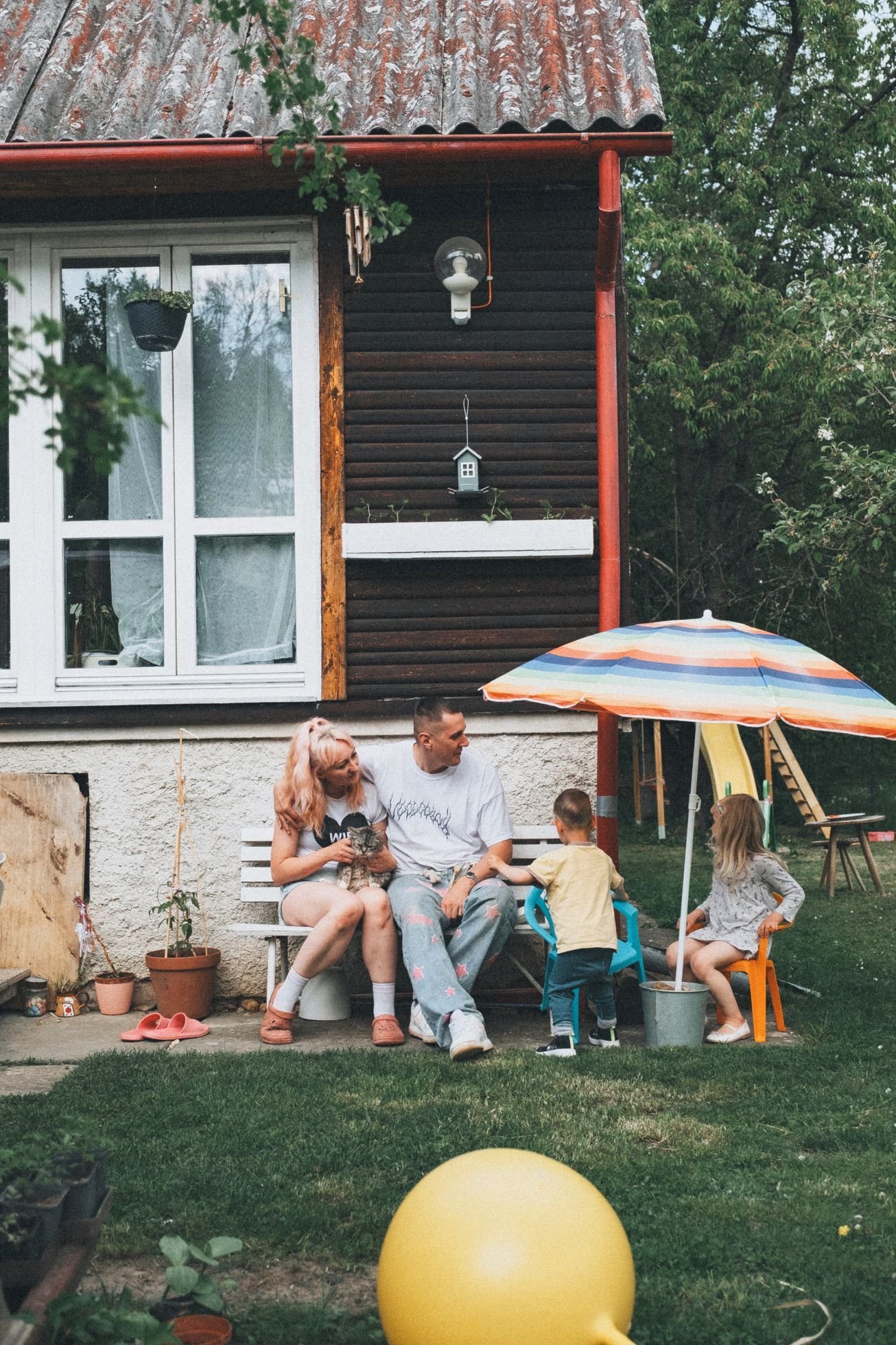 Obrazem: Na okraji domov můj. Příběhy lidí, kteří opustili město a objevili venkov