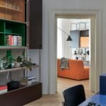 Od ořechů na stole až po solitéry v prostoru. Staroměstský byt dostal nový život