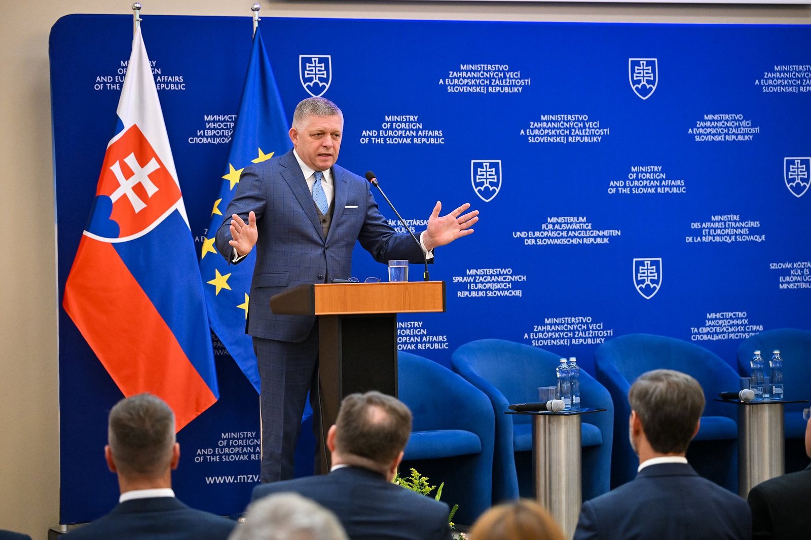 Robert Fico: JE ČAS HOVORIŤ NAHLAS O TOM, ČO POTREBUJEME MY – A NIE O TOM, ČO OD NÁS CHCÚ INÍ.