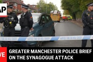 Tlačová konferencia polície Greater Manchester k útoku na synagógu