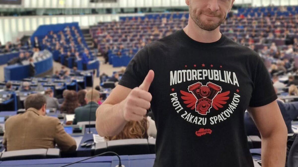 ZA OBRÁZOK MOTORA MA CHCELI VYHODIŤ NEVYDALO! MY NEUHNEME