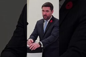 R. TAKÁČ: 360 STUPŇOV MANIPULÁCIE